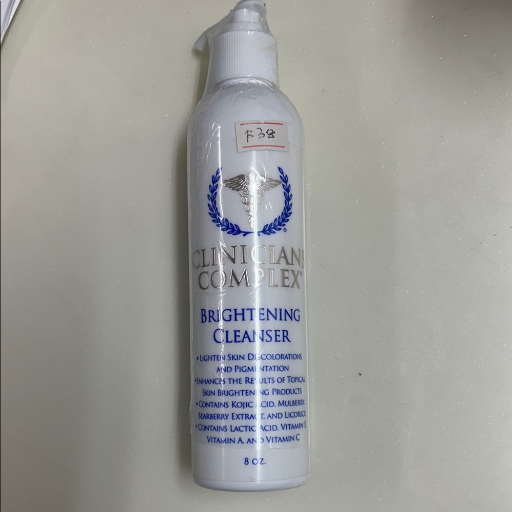 Brightening Cleanser - White